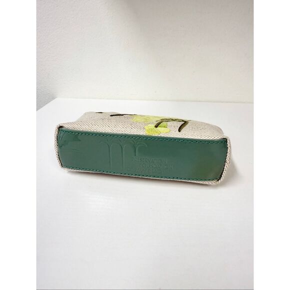 Stubbs & Wootton Mini Cosmetic Bag Hydrangea Embroidered - Picture 5 of 6